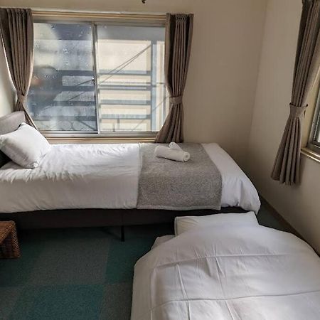 Roomy 4Br Home Sleeps 9／Shinosaka／Large Groups Екстериор снимка