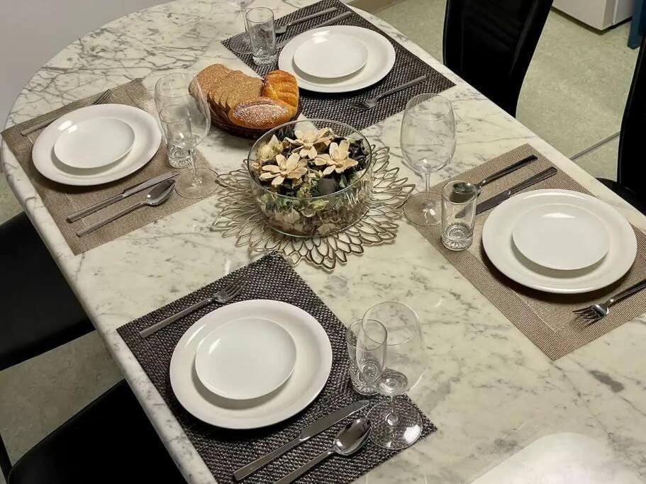 Roomy 4Br Home Sleeps 9／Shinosaka／Large Groups Екстериор снимка