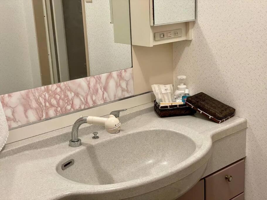 Roomy 4Br Home Sleeps 9／Shinosaka／Large Groups Екстериор снимка
